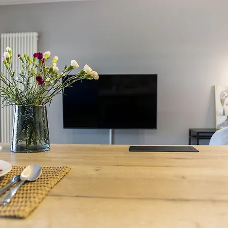 Witold's Parking Free * Wrocław