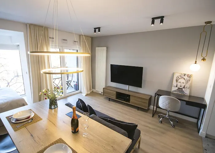 Witold's Parking Free * Wrocław