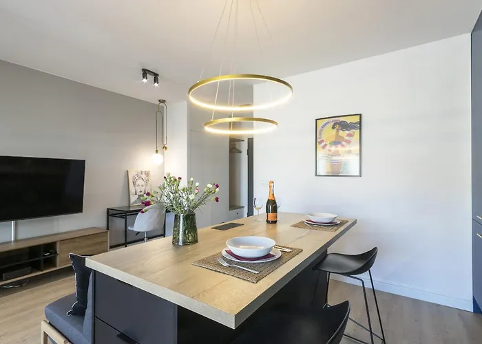 Witold's Parking Free