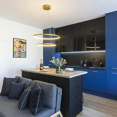 Witold's Parking Free *